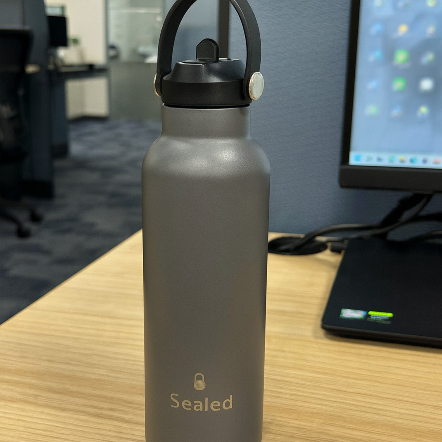 قنينة ستانلس حجم 500 مل SEALED