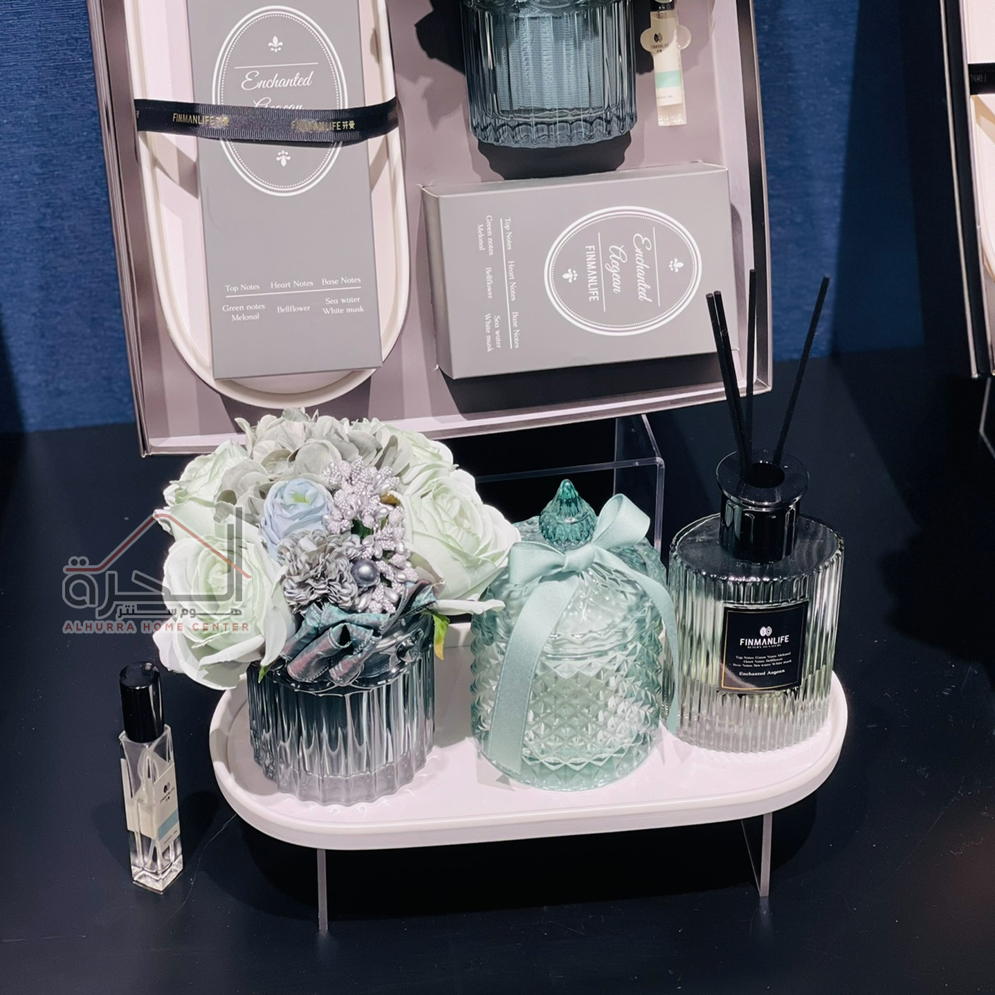 طقم 4 قطع شمع مع عطر و ورد مع صحن فاخر