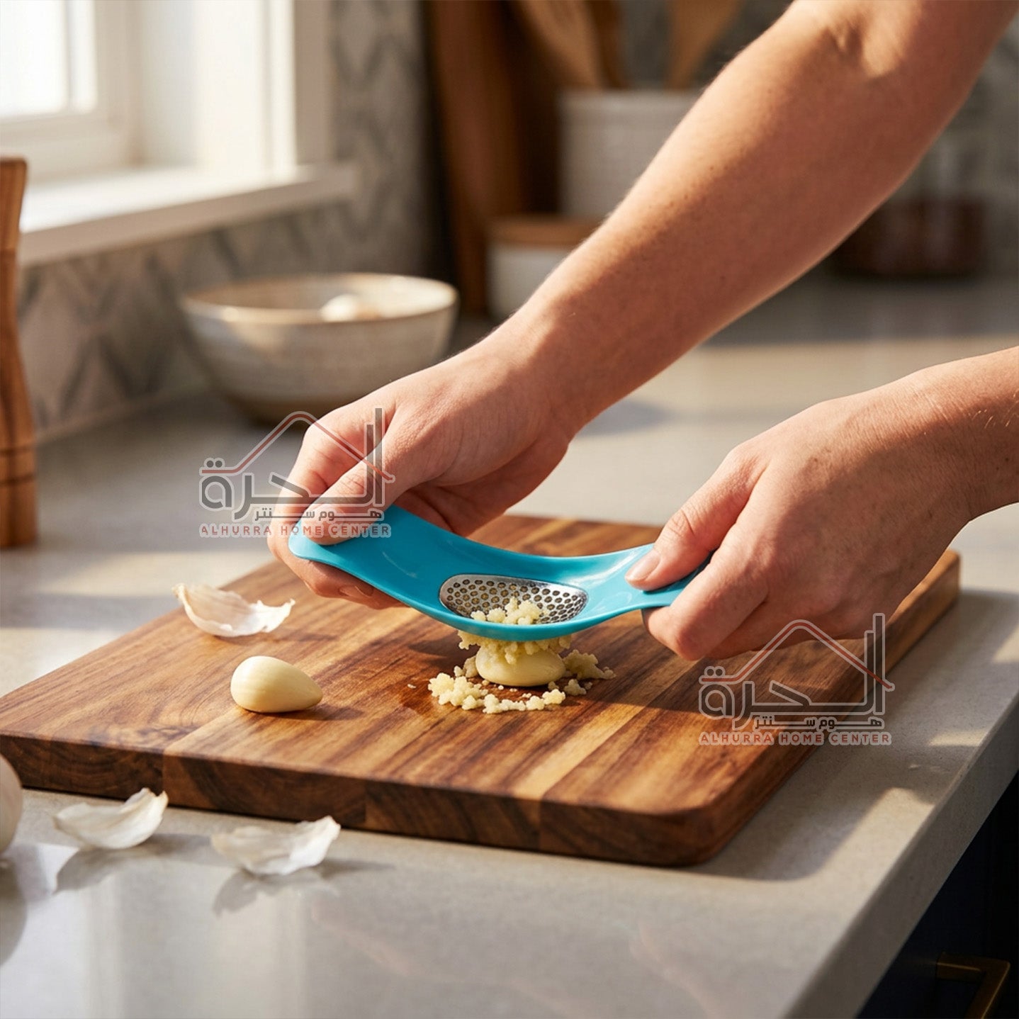 فعاصة ثومة بلاستك