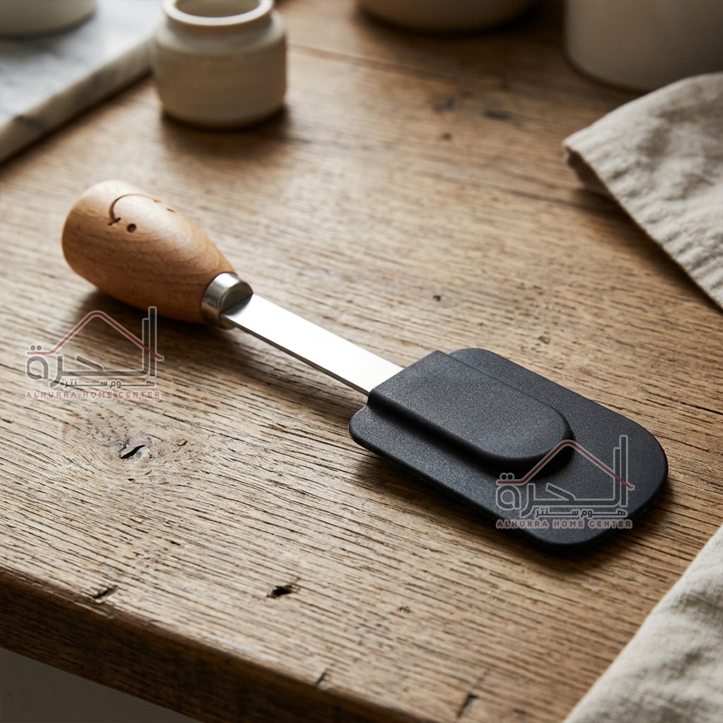 قحاطة مع يد خشب Spatula