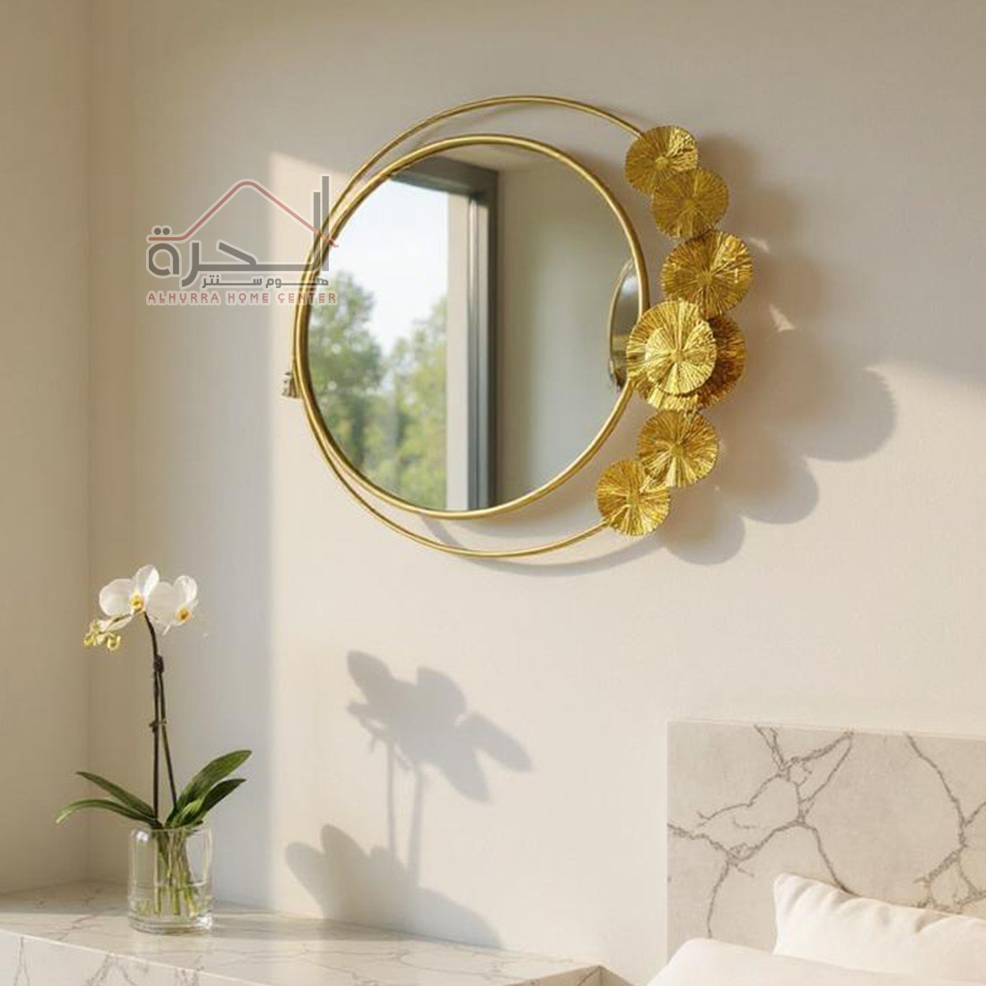 مراية حائط ديكور مع اطار ذهبي