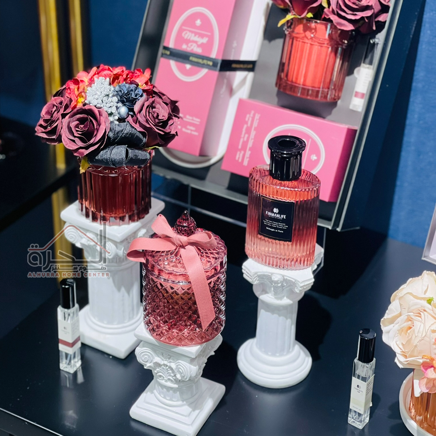 طقم 4 قطع شمع مع عطر و ورد مع صحن فاخر